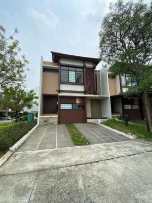 Dijual Rumah Cluster Cosmo Estate Lippo Cikarang lokasi di Bekasi Kab., tersedia melalui melalui situs Olx