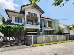 DIJUAL RUMAH CLUSTER DI PUSAT BISNIS SOLO BARU lokasi di Surakarta Kota, tersedia melalui melalui situs Olx