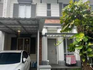 DIJUAL RUMAH CLUSTER HYLADS GREENWICH BSD lokasi di Tangerang Kab., tersedia melalui melalui situs Olx