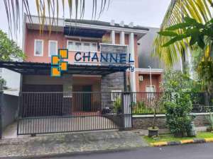 Dijual Rumah Cluster Lokasi Strategis Dekat Tol Puspita Loka BSD lokasi di Tangerang Selatan Kota, tersedia melalui melalui situs Olx