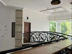 Dijual rumah dan kantor 3 Lantai lux Dago Atas Cisitu Cigadung Bandung lokasi di Bandung Kota, tersedia melalui melalui situs Olx