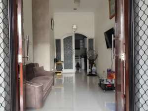 DIJUAL RUMAH DARMO INDAH BARAT lokasi di Surabaya Kota, tersedia melalui melalui situs Olx