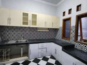 DIJUAL RUMAH DEKAT STASIUN SOLO BALAPAN lokasi di Surakarta Kota, tersedia melalui melalui situs Olx