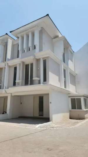 Dijual Rumah Dharmahusada Indah Barat lokasi di Surabaya Kota, tersedia melalui melalui situs Olx