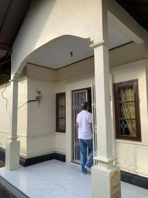 Dijual Rumah di Jalan Nuansa Utama, Jimbaran Bali lokasi di Kab. Badung, tersedia melalui melalui situs Olx