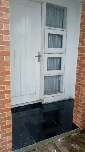 Dijual Rumah di Kota Mataram lokasi di Jl Dr. Soedjono( lingkar selatan )Perumahan lingkar permai blok V4  Tanjung karang- Mataram, tersedia melalui melalui situs Olx