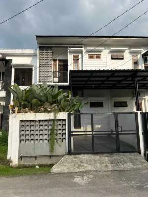 Dijual rumah di medan selayang lokasi di Medan Kota, tersedia melalui melalui situs Olx