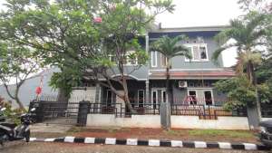 Dijual rumah di Perumahan Mahkota Mas, Cikokol Tangrang lokasi di Tangerang Kota, tersedia melalui melalui situs Olx