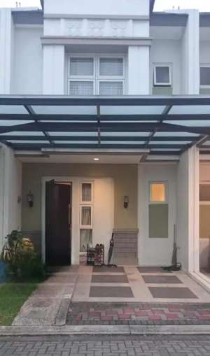 Dijual Rumah di Savia BSDFully Furnished, Lokasi Strategis lokasi di Tangerang Selatan Kota, tersedia melalui melalui situs Olx