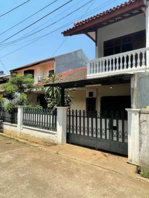 Dijual Rumah di Taman Mangu Indah, Pd Aren Tangsel LT 135 LB 139 lokasi di Tangerang Selatan Kota, tersedia melalui melalui situs Olx