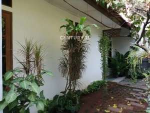 Dijual Rumah Di Villa Bintaro Indah Tangerang Selatan lokasi di Tangerang Selatan Kota, tersedia melalui melalui situs Olx