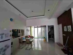 dijual rumah duta garden lokasi di Tangerang Kota, tersedia melalui melalui situs Olx