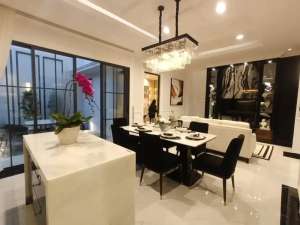 DIJUAL RUMAH EXCLUSIVE MEWAH BAGUS STRATEGIS ADA SUBSIDI DAN KPR SENTUL CITY lokasi di Bogor Kota, tersedia melalui melalui situs Olx