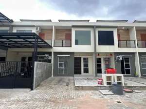 Dijual Rumah Golden Bci Bengkong Golden City lokasi di Batam Kota, tersedia melalui melalui situs Olx