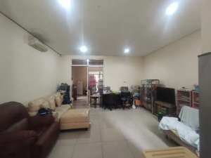 DIJUAL RUMAH GREEN LAKE CITY SUDAH RENOV lokasi di Tangerang Kota, tersedia melalui melalui situs Olx