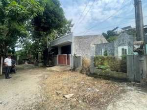 Dijual Rumah Hancur Harga Murah Di PerumahanTaman Alamanda Bekasi lokasi di Bekasi Kab., tersedia melalui melalui situs Olx