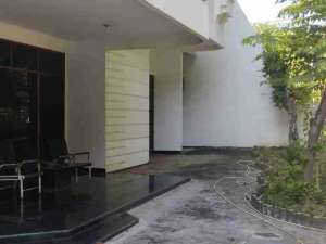DIJUAL RUMAH HIGH QUALITY LOKASI DHARMAHUSADA INDAH lokasi di Surabaya Kota, tersedia melalui melalui situs Olx