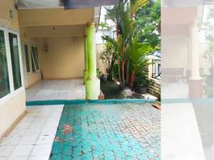 Dijual Rumah Hitung Tanah di Ciateul Tengah BandungLT 168 m, SHM lokasi di Bandung Kota, tersedia melalui melalui situs Olx