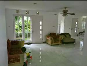 Dijual Rumah Hook Siap Huni 2 Lantai Di Lippo Utara lokasi di Tangerang Kab., tersedia melalui melalui situs Olx