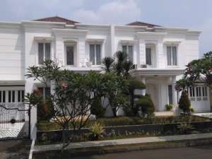 DIJUAL Rumah Kembar MEWAH BUKIT GOLF TERRACE BSD CITY lokasi di Tangerang Selatan Kota, tersedia melalui melalui situs Olx