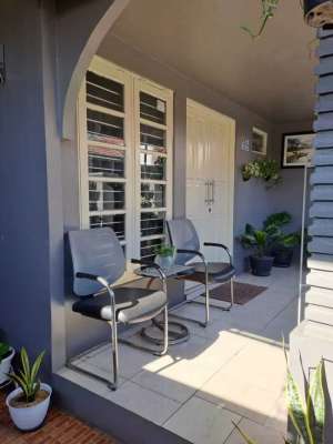 Dijual Rumah Komplek Meranti Griya. Banjarbaru utara lokasi di Banjarbaru Kota, tersedia melalui melalui situs Olx