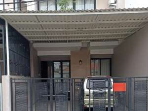 Dijual Rumah Lebak Arum Surabaya lokasi di Surabaya Kota, tersedia melalui melalui situs Olx