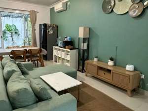 Dijual Rumah Lebar 8x18 Granada Alicante Gading Serpong, Tangerang lokasi di Tangerang Kota, tersedia melalui melalui situs Olx