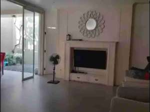 Dijual Rumah Lingkungan Asri Di Delatinos BSD City lokasi di Tangerang Selatan Kota, tersedia melalui melalui situs Olx