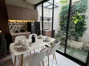 DIJUAL RUMAH LOKASI STRATEGIS HARGA 200 JUTAAN BEBAS BANJIR DIDEKAT JAKARTA lokasi di Jakarta Timur, tersedia melalui melalui situs Olx