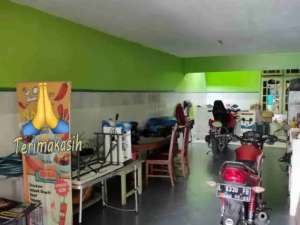 Dijual Rumah Luas Jemursari Surabaya Selatan lokasi di Surabaya Kota, tersedia melalui melalui situs Olx