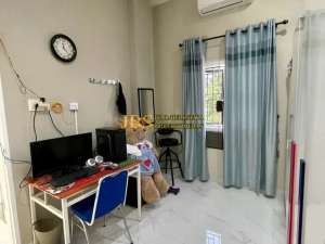Dijual Rumah Lux 3 Tingkat di Jalan Kerambik Daerah WahidinAksara - Medan lokasi di Medan Kota, tersedia melalui melalui situs Olx