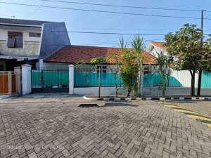DIJUAL RUMAH MEDOKAN AYU - HITUNG TANAH lokasi di Surabaya Kota, tersedia melalui melalui situs Olx