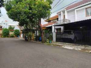 Dijual Rumah Mewah 2 Lantai di Komplek Dolog Jaya Kalimalang Duren Sawit Jaktim lokasi di Jakarta Timur, tersedia melalui melalui situs Olx
