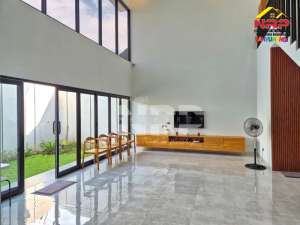 Dijual Rumah Mewah 2 Lantai Murah di Banyuwangi Kota lokasi di Banyuwangi  Kab., tersedia melalui melalui situs Olx