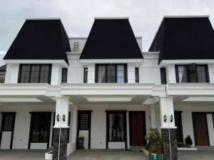 Dijual Rumah Mewah American Classic 3 Lantai Di Cireundeu Selangkah Ke Jakarta Selatan dekat Lebak Bulus lokasi di Tangerang Selatan Kota, tersedia melalui melalui situs Olx