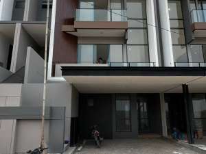 Dijual Rumah MewahCluster Kelimutu, Asya 027 lokasi di Jakarta Timur, tersedia melalui melalui situs Olx