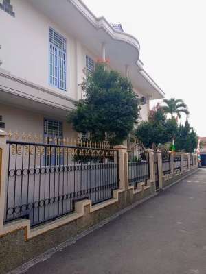DIJUAL RUMAH MEWAH DI CISARANTEN KULON - ARCAMANIK. BANDUNG lokasi di Bandung Kota, tersedia melalui melalui situs Olx