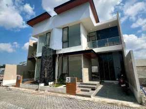 DIJUAL RUMAH MEWAH JL.MAGELANG lokasi di Yogyakarta Kota, tersedia melalui melalui situs Olx