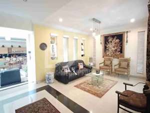 Dijual Rumah Mewah Luas Asri di Menteng Bintaro Sektor 7 Siap Huni Strategis lokasi di Tangerang Selatan Kota, tersedia melalui melalui situs Olx