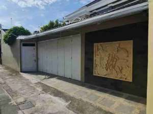 Dijual Rumah Mewah Modern Minimalis Pusat Kota di Serengan Solo, Full Furnished dengan Semua Perabot. lokasi di Surakarta Kota, tersedia melalui melalui situs Olx