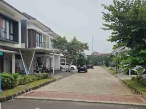 Dijual rumah mewah murah di perumahan ocbd virginia kel.cibuluh kec.bogor utara kota Bogor lokasi di Bogor Kota, tersedia melalui melalui situs Olx