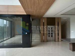 Dijual Rumah Mewah Navapark View Botanic Park Cluster Laurel Hook lokasi di Tangerang Selatan Kota, tersedia melalui melalui situs Olx