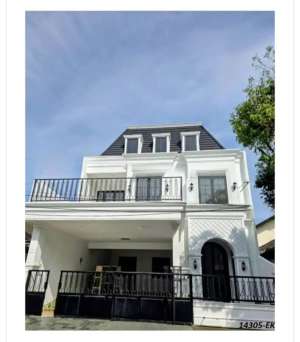 Dijual Rumah MewahSwimmingpool Di Camar Sektor 3 Bintaro Jaya lokasi di Tangerang Selatan Kota, tersedia melalui melalui situs Olx