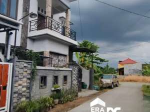 DIJUAL Rumah Minimalis 2 Lantai Siap Huni di Gg Sempalan jati Kudus lokasi di Kudus Kab., tersedia melalui melalui situs Olx