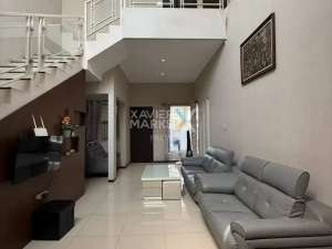 Dijual Rumah Modern Kawasan Eksklusif di Istana Dieng Malang lokasi di Malang Kota, tersedia melalui melalui situs Olx