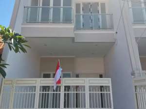 DIJUAL RUMAH MULYOSARI UTARA - BARU GRESS , tersedia melalui melalui situs Olx