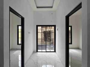 Dijual Rumah Murah 3lantai di jagakarsa jakarta selatan lokasi di Depok Kota, tersedia melalui melalui situs Olx