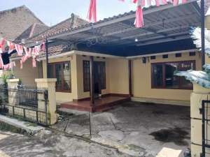 Dijual Rumah Murah Area Arcamanik Bandung. lokasi di Bandung Kota, tersedia melalui melalui situs Olx