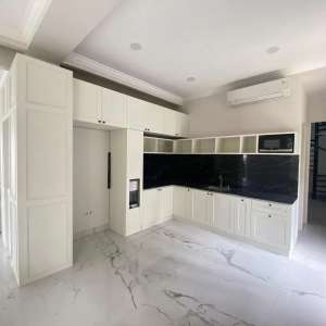 Dijual rumah murah BrandnewJakarta Selatan lokasi di Jakarta Selatan, tersedia melalui melalui situs Olx