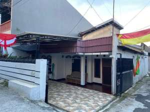 Dijual Rumah Murah Dekat Taman Merdeka LT 152 Meter lokasi di Depok Kota, tersedia melalui melalui situs Olx
